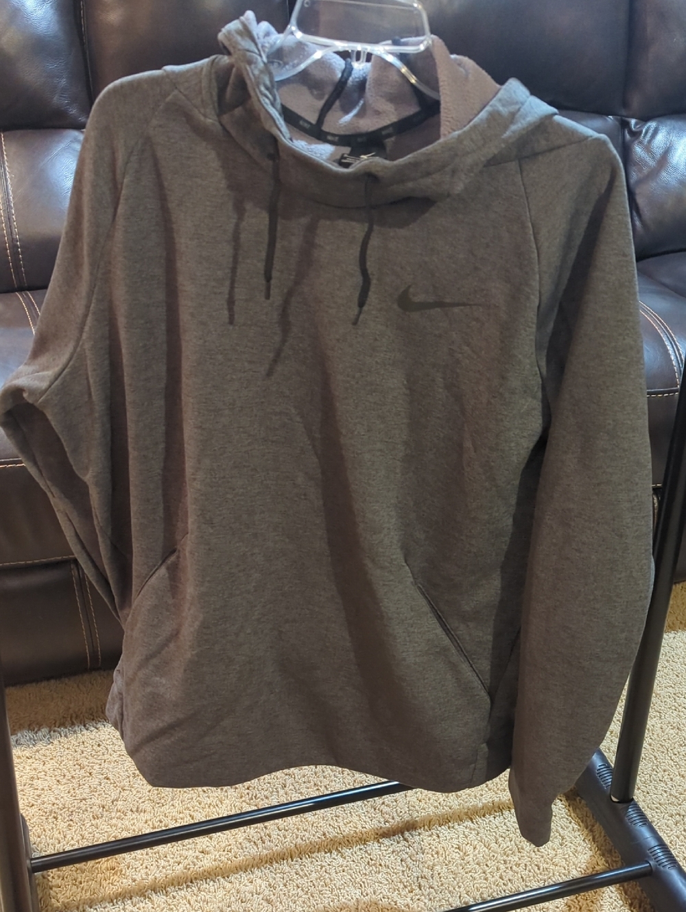 Nike XL Men's Charcoal Gray Pullover Hooded Sweatshirt
